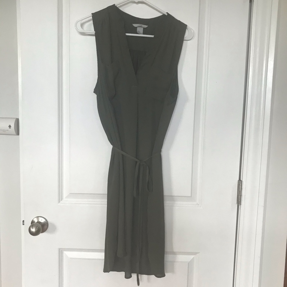 Green tie waist dress